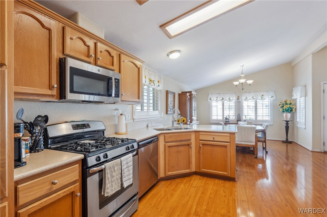 1545 East El Rodeo Road, Unit 26 Fort Mohave, AZ 86426 - Photo 20 of 58 Kitchen