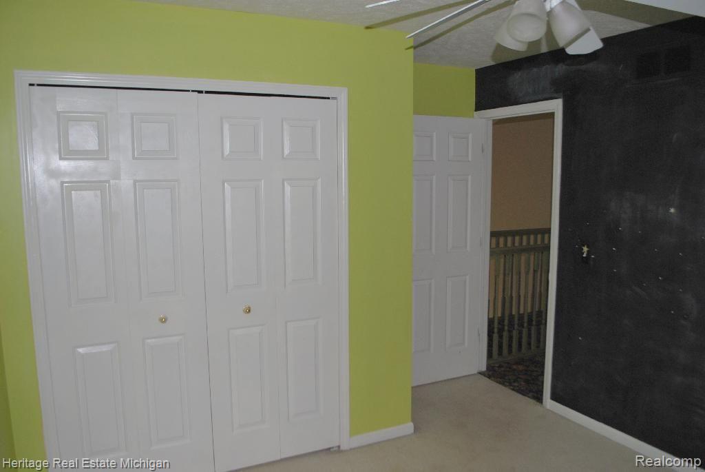 2216 Ridgewood Drive Howell, MI 48843 - Photo 26 of 41 DSC_0151.jpg