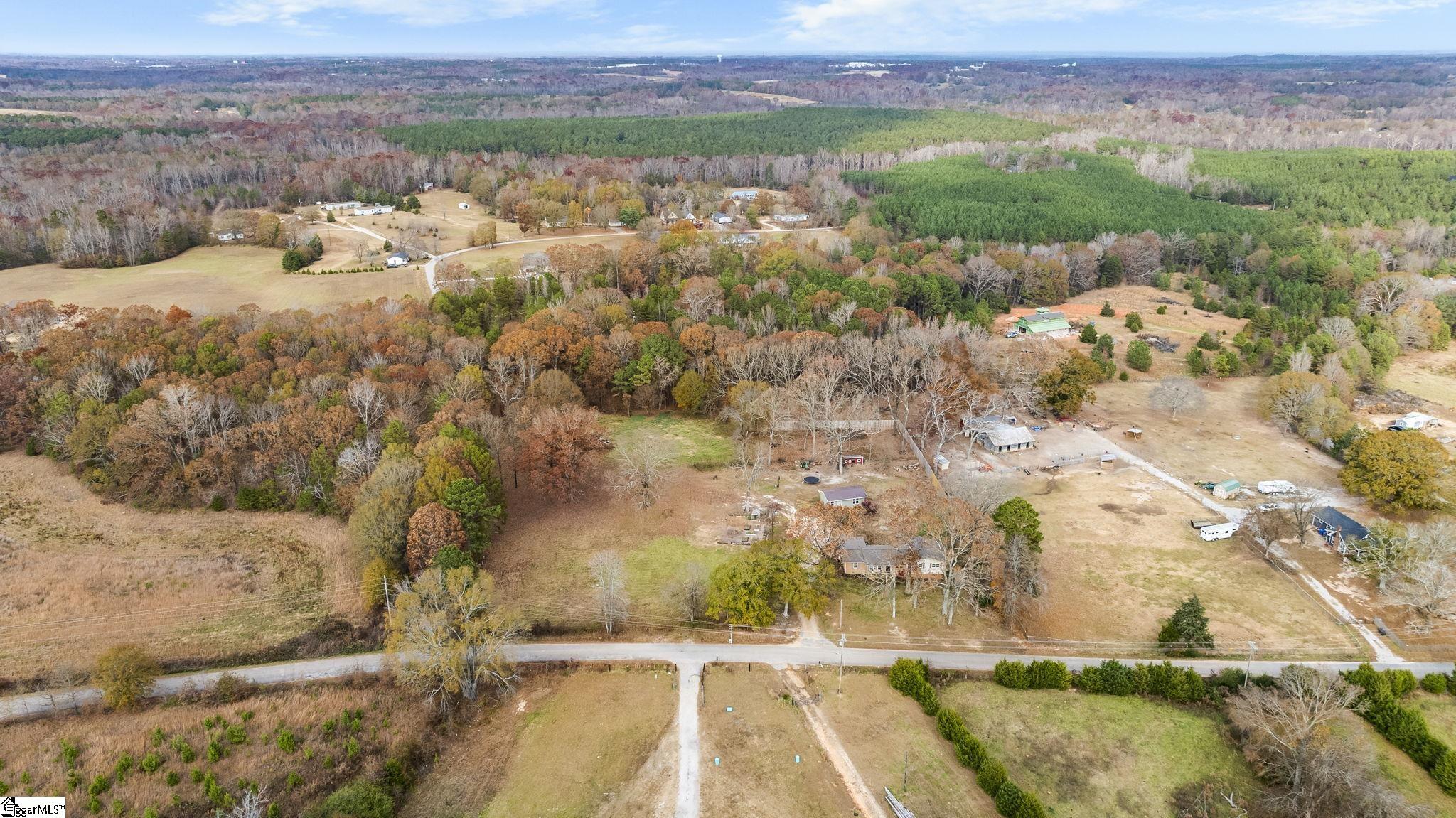661 Cooley Road Gray Court, SC 29645 - Photo 38 of 40