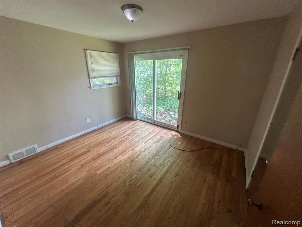 16601 Wormer Detroit, MI 48219 - Photo 8 of 11