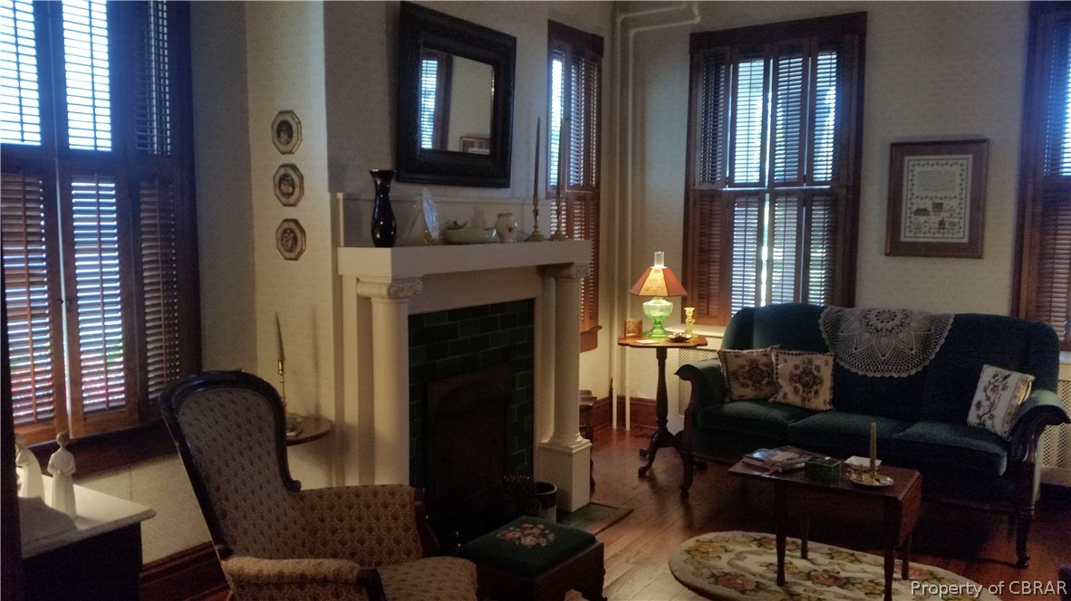 1126 Main St Point West Point, VA 23181 - Photo 3 of 20