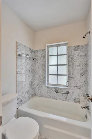 $420,000 | 6249 Bay Club Drive, Unit 4, Fort Lauderdale, FL 33308