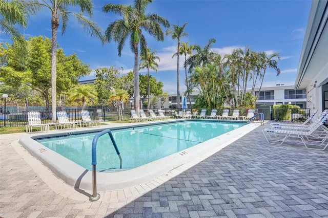 $420,000 | 6249 Bay Club Drive, Unit 4, Fort Lauderdale, FL 33308