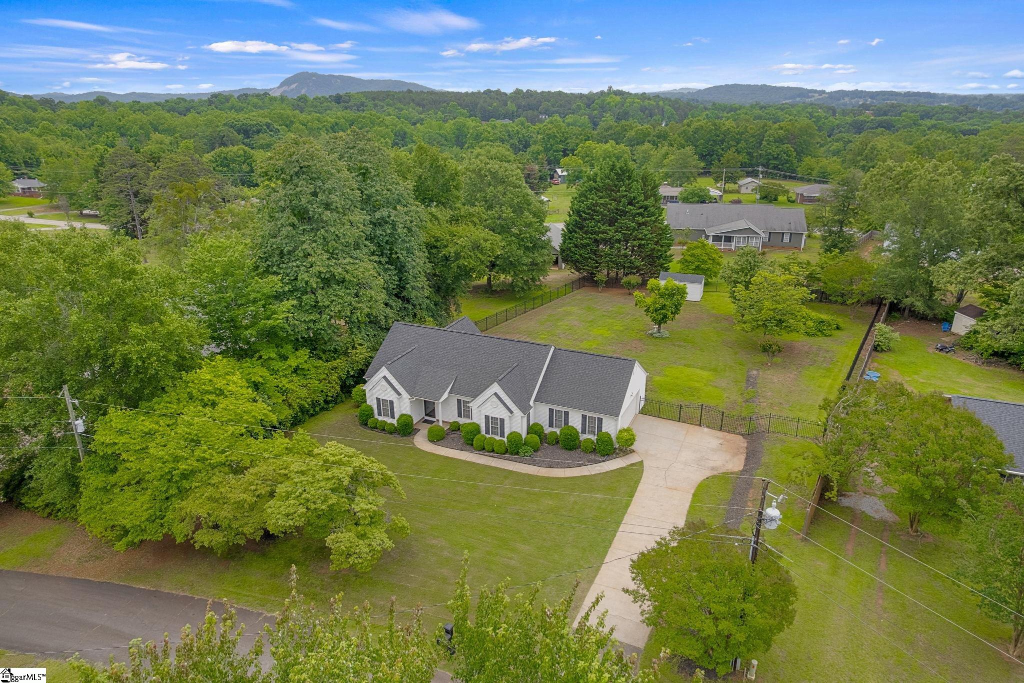 104 Fox Lane Pickens, SC 29671 - Photo 32 of 37