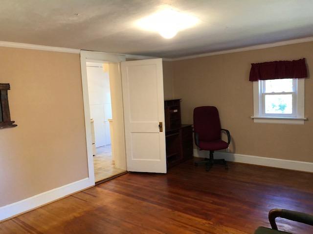 6754 Grubb Road Roanoke, VA 24018 - Photo 8 of 20 IMG_2080