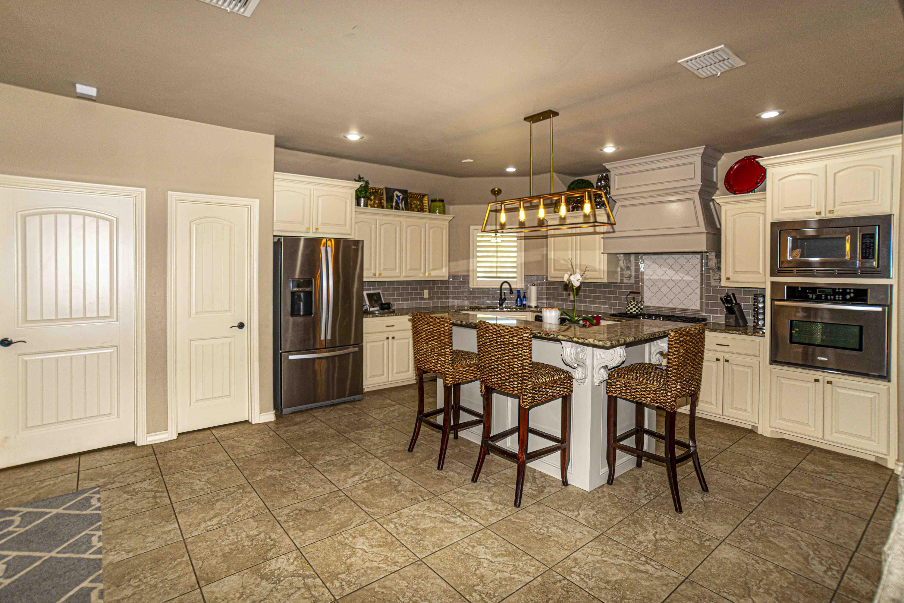 3807 105th Street Lubbock, TX 79423 - Photo 25 of 49 3807-105th-7-Edit