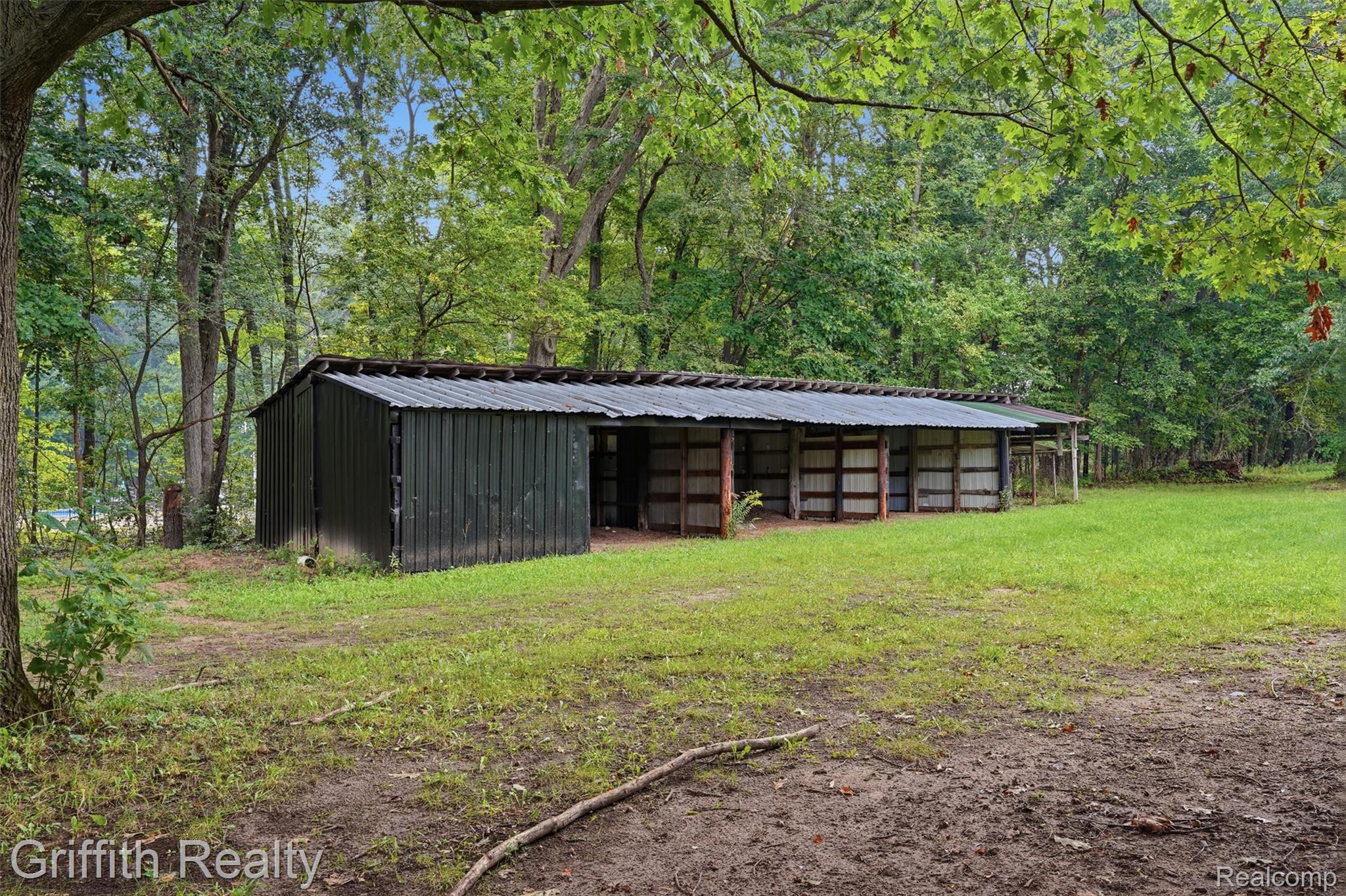 5820 Mack Road Howell, MI 48855 - Photo 42 of 60 41_5820 mack rd-41.jpg