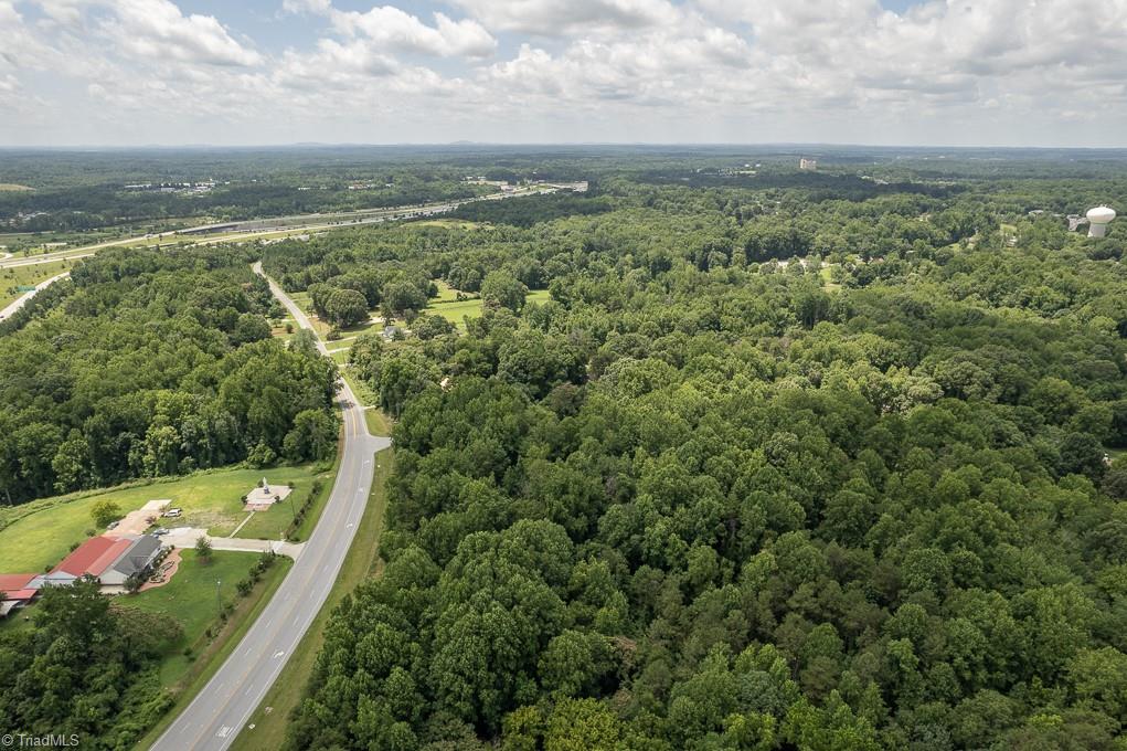 3812 Wiley Davis Road Greensboro, NC 27407 - Photo 7 of 9