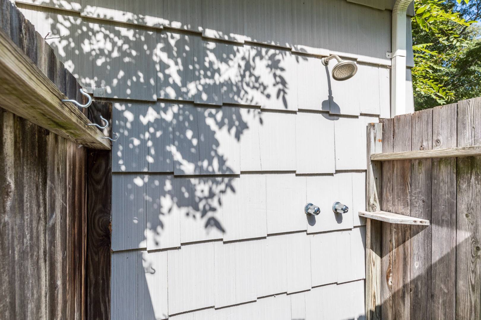 38 Glade Road East Hampton, NY 11937 - Photo 14 of 14 a view of entryway