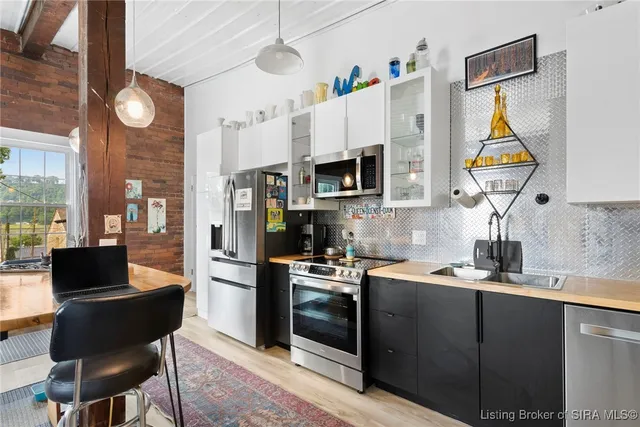 $750,000 | 313 East 1st Street, Madison, IN 47250