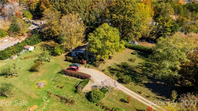$550,000 | 1996 Highway 70, Swannanoa, NC 28778