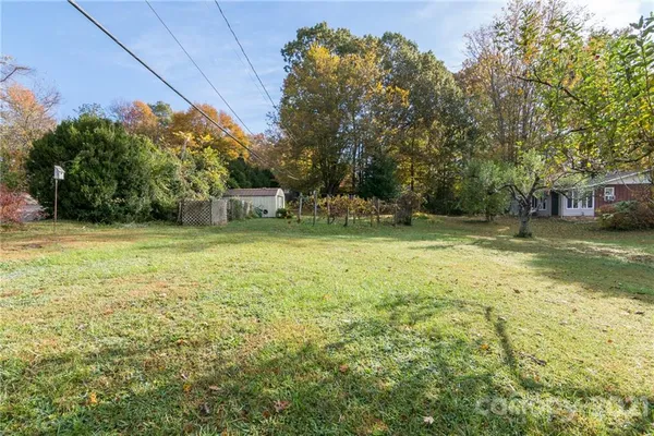 $550,000 | 1996 Highway 70, Swannanoa, NC 28778