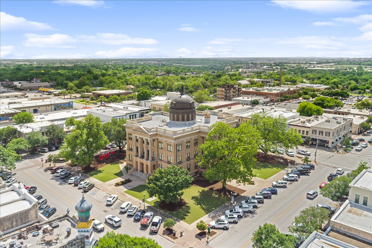 804 Ash Street Georgetown, TX 78626 - Photo 34 of 38 Imagine being able to walk to your favorite downtown restaurant.