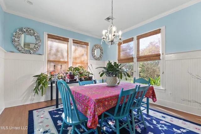 $379,000 | 605 Ford Avenue, Pascagoula, MS 39567