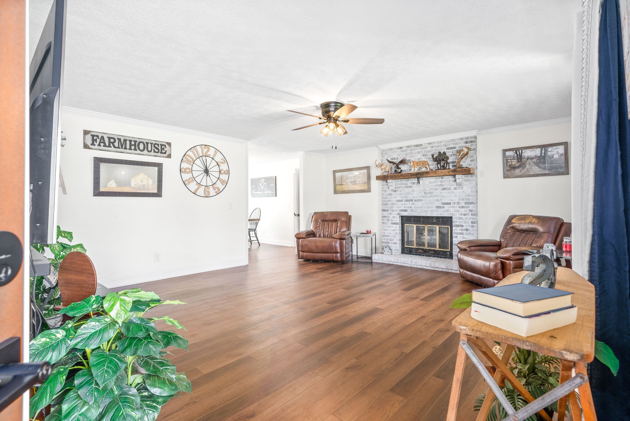 698 Poplar Ridge Road Chapmansboro, TN 37035 - Photo 4 of 37 Gallery Image 4