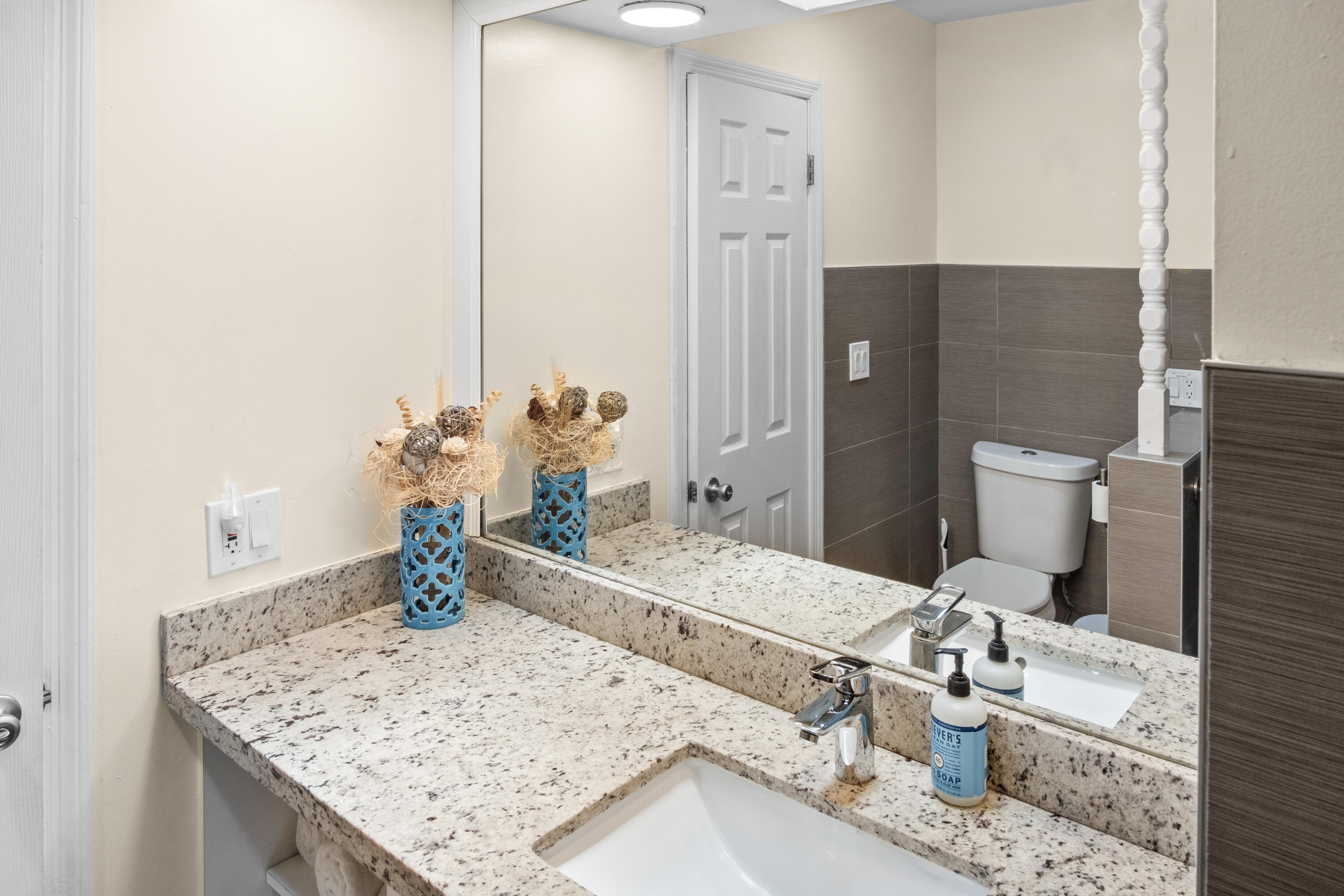 803 Northeast 2nd Avenue, Unit STUDIO Delray Beach, FL 33444 - Photo 5 of 10 Downtown Delray Studio