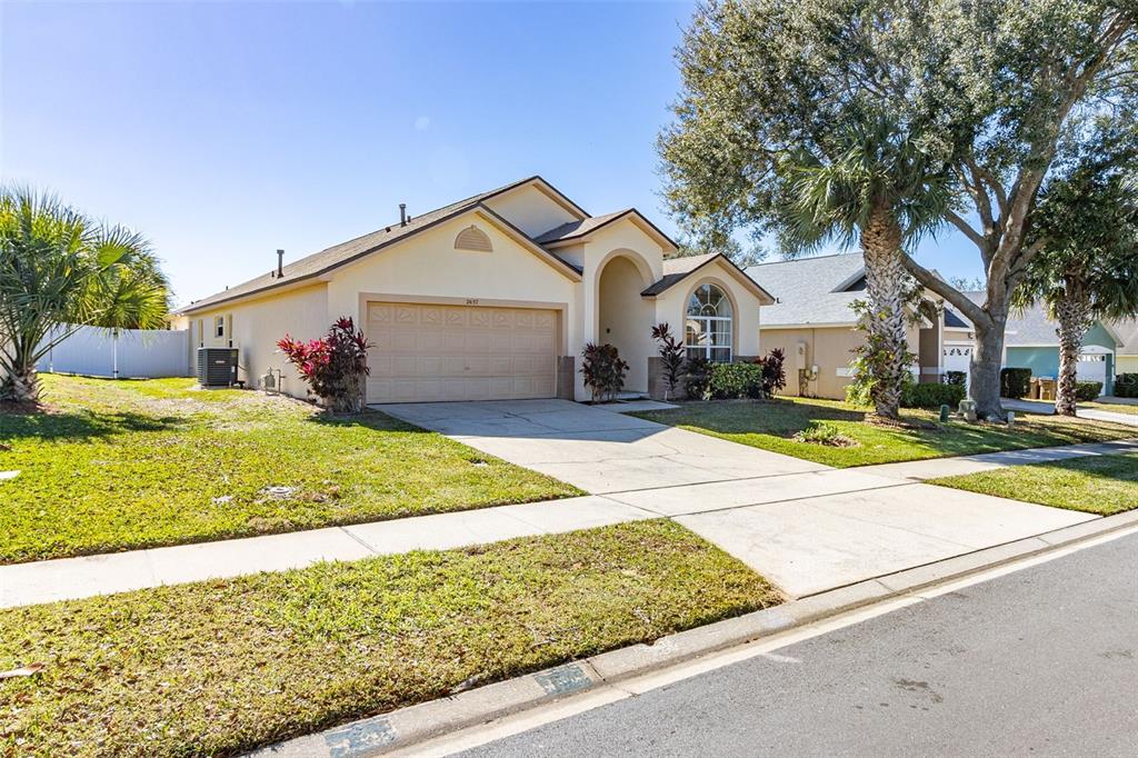 2637 Oneida Loop Kissimmee, FL 34747 - Photo 1 of 1