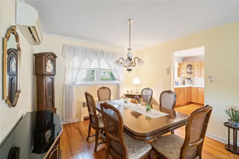 $749,000 | 18 Kirkwood Drive, Glen Cove, NY 11542