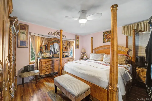 $1,990,000 | 251-43 57th Avenue | Little Neck