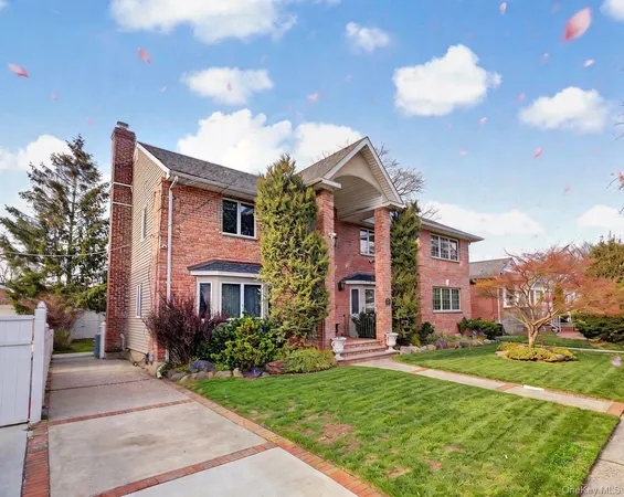 $1,990,000 | 251-43 57th Avenue | Little Neck