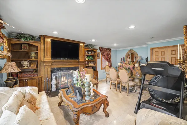 $1,990,000 | 251-43 57th Avenue | Little Neck