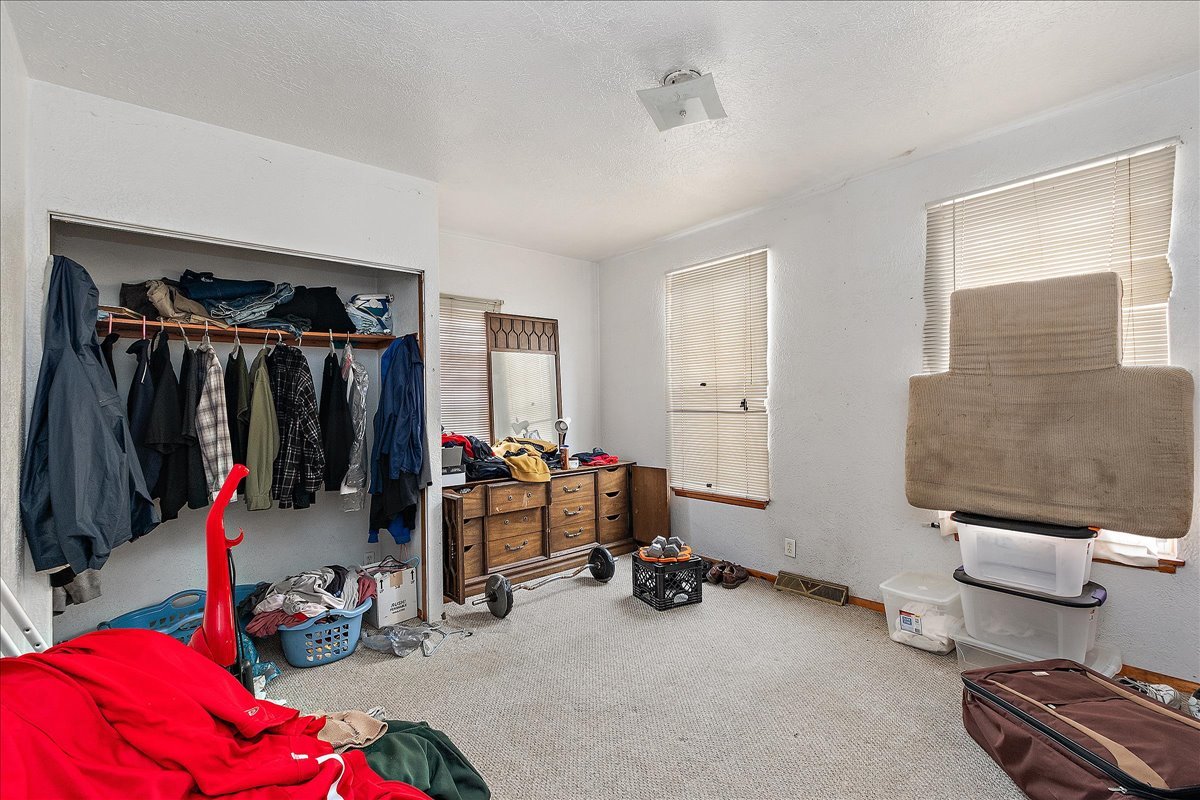 1121 Richards Street Joliet, IL 60433 - Photo 13 of 33