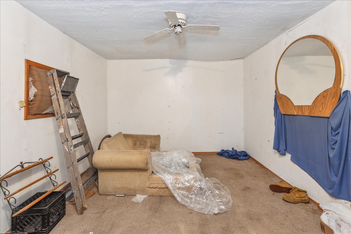 1121 Richards Street Joliet, IL 60433 - Photo 15 of 33