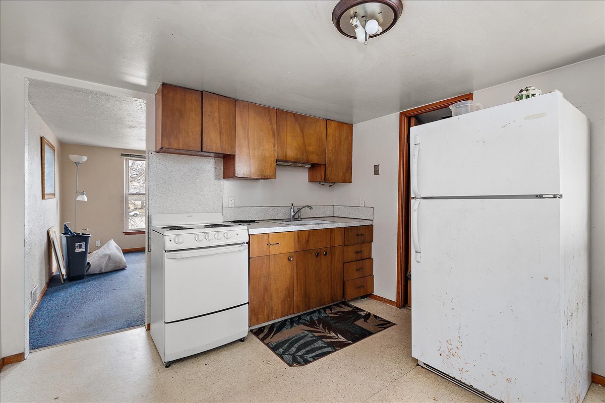 1121 Richards Street Joliet, IL 60433 - Photo 16 of 33