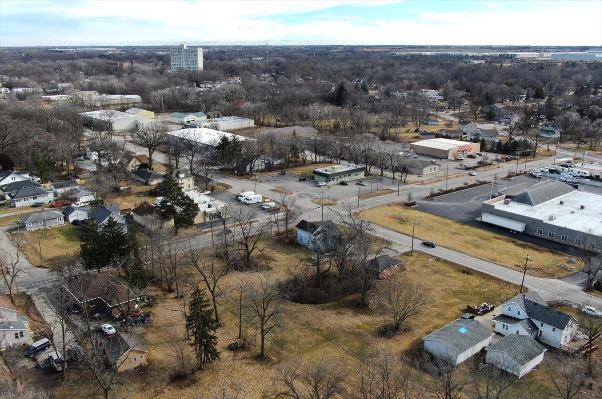 1121 Richards Street Joliet, IL 60433 - Photo 27 of 33