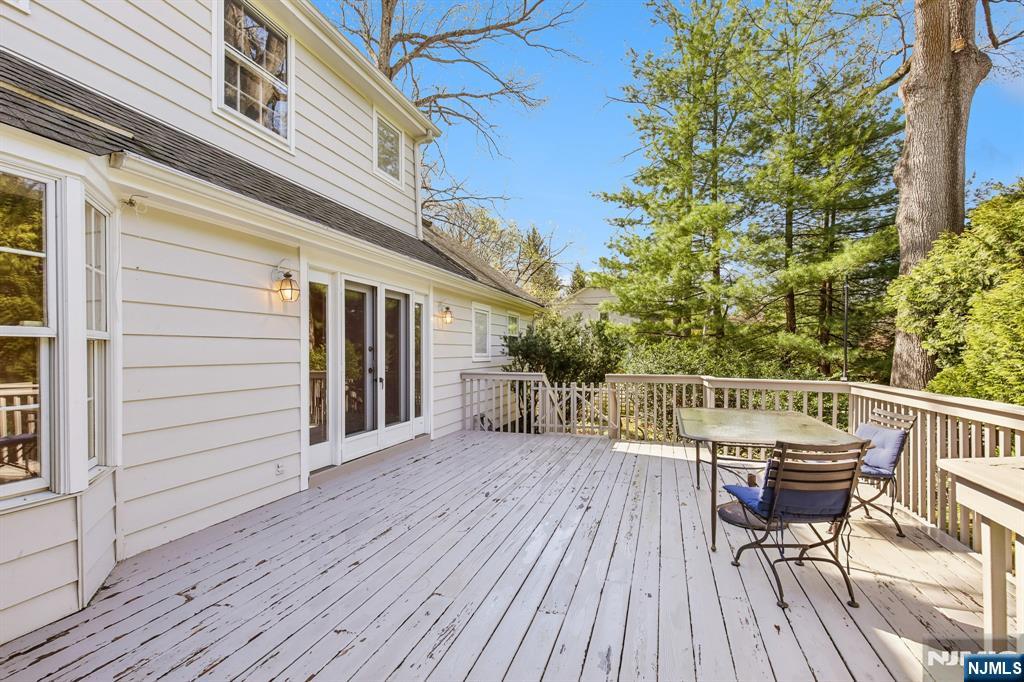 162 Anderson Avenue Closter, NJ 07624 - Photo 19 of 41