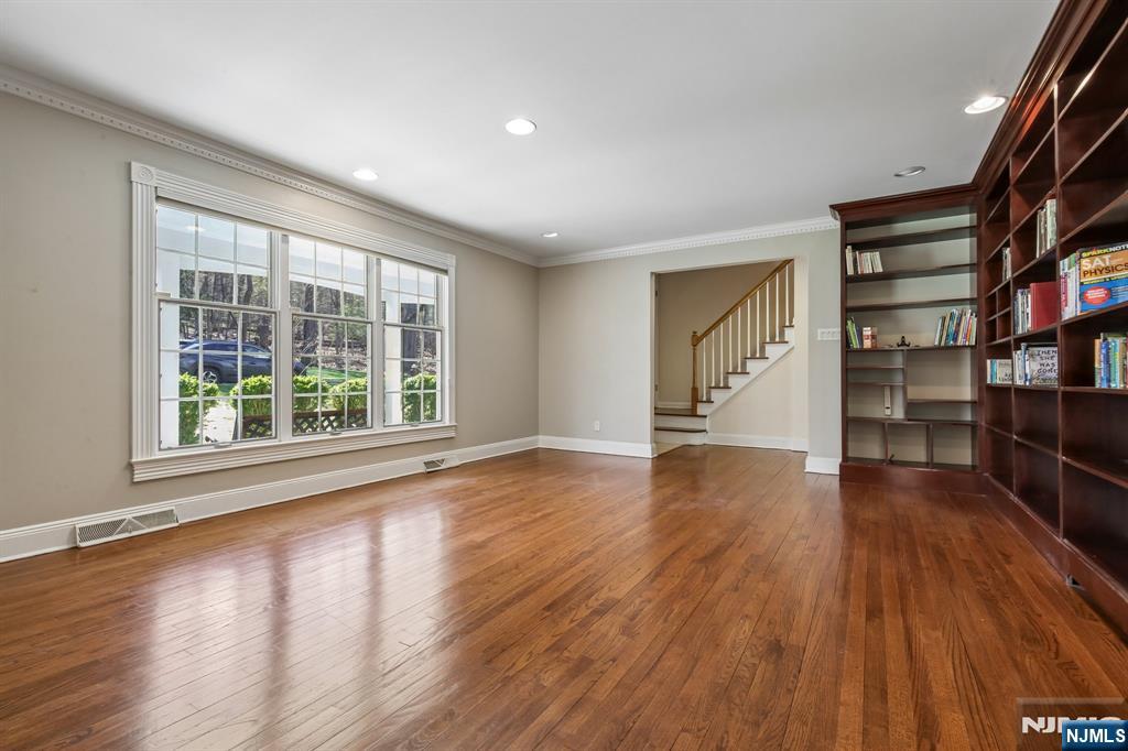 162 Anderson Avenue Closter, NJ 07624 - Photo 21 of 41