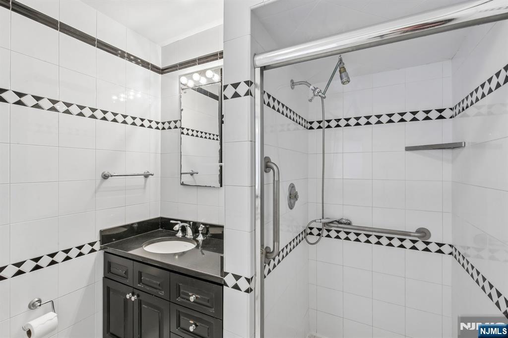 162 Anderson Avenue Closter, NJ 07624 - Photo 27 of 41