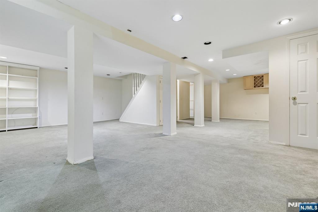 162 Anderson Avenue Closter, NJ 07624 - Photo 36 of 41