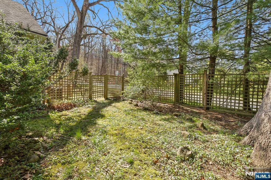 162 Anderson Avenue Closter, NJ 07624 - Photo 41 of 41