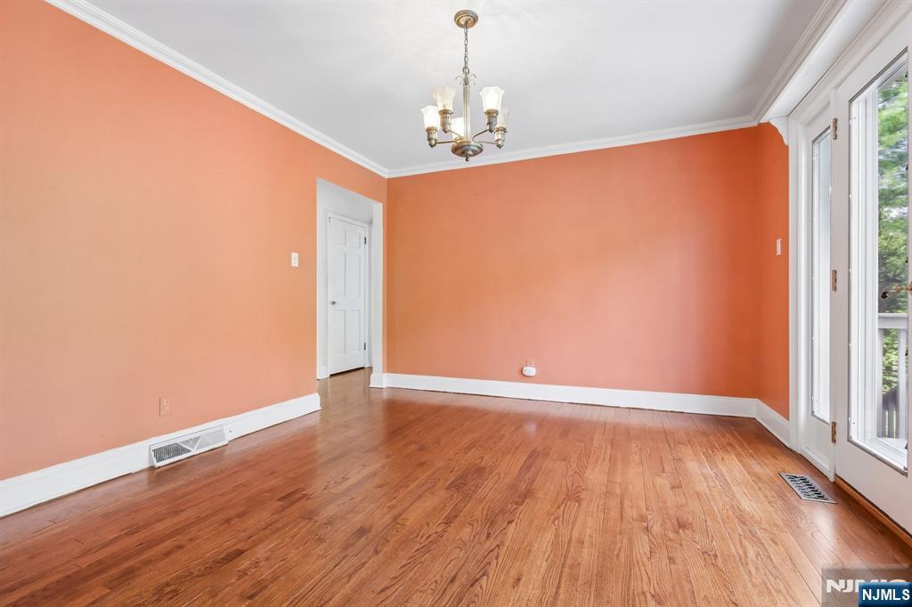 162 Anderson Avenue Closter, NJ 07624 - Photo 8 of 41