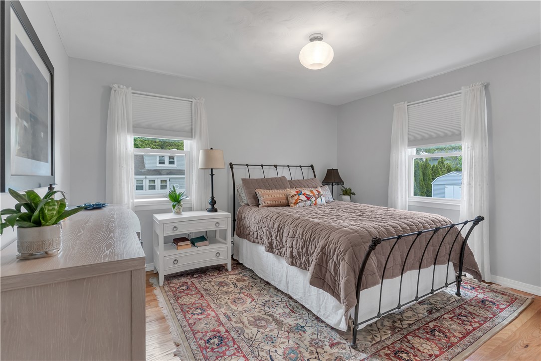10 Read Avenue Warren, RI 02885 - Photo 16 of 38
