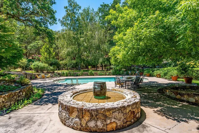 $2,950,000 | 3057 St Helena Highway, St. Helena, CA 94574