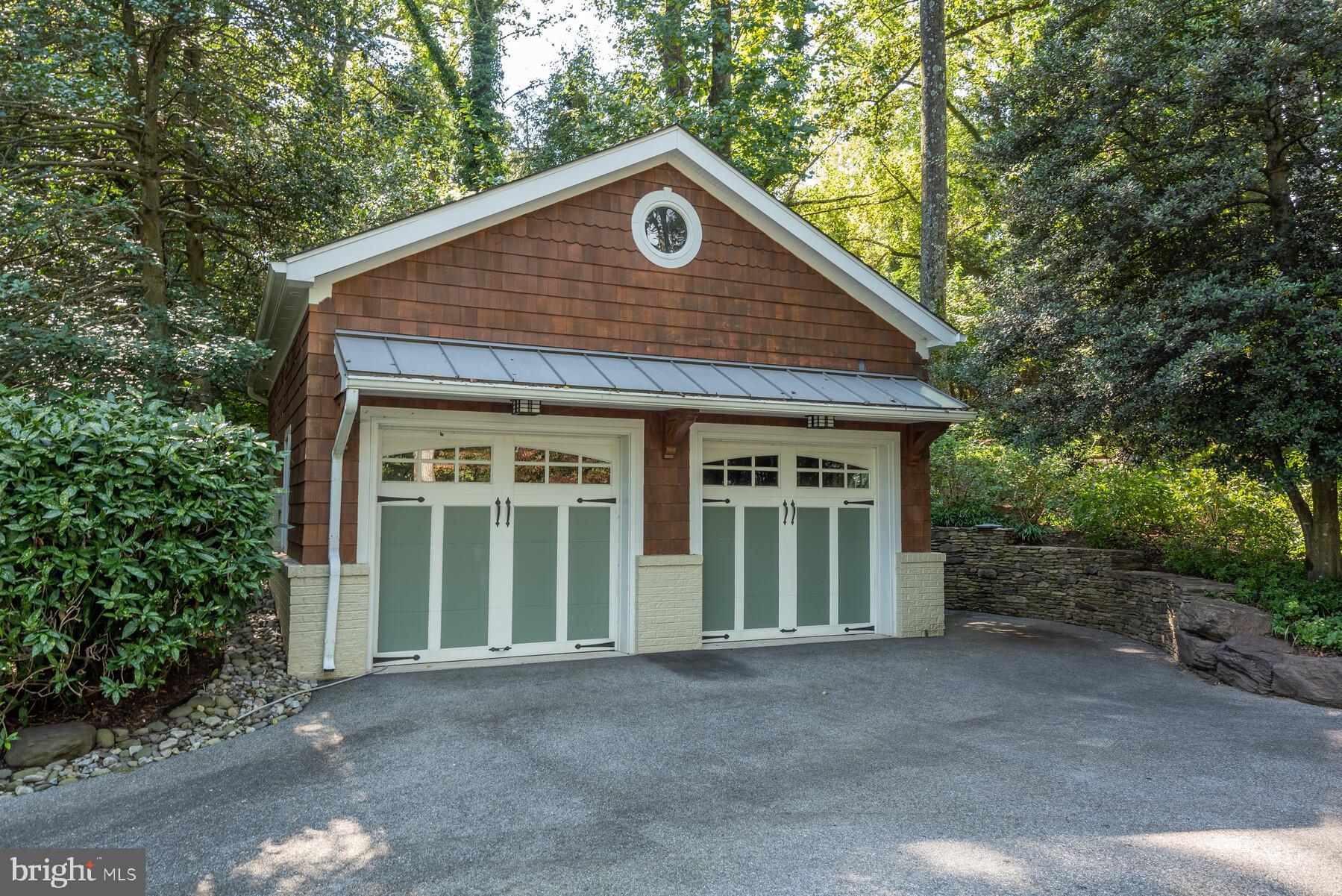 1220 Cavalier Road Arnold, MD 21012 - Photo 3 of 144 Heated 2-car garage