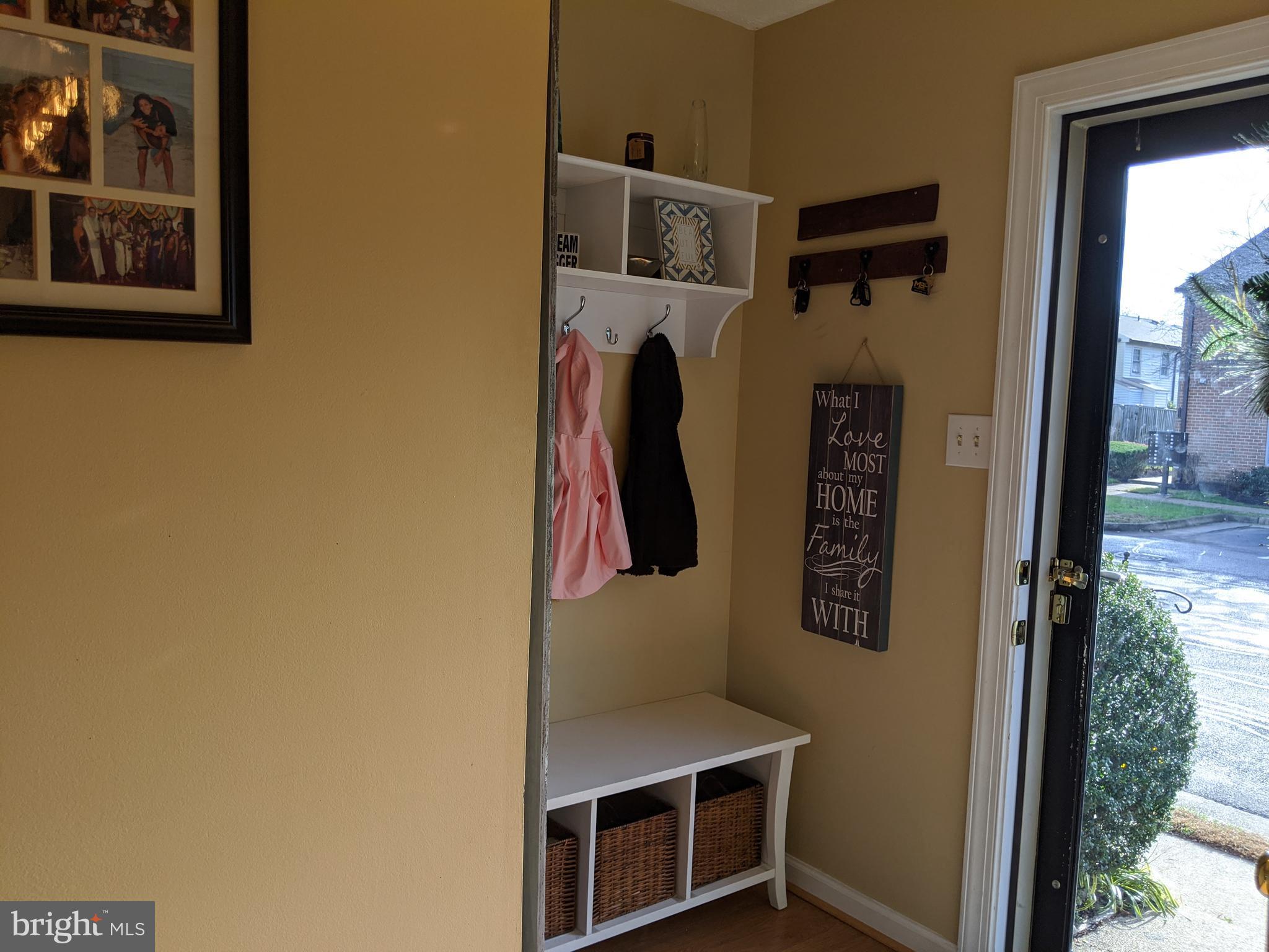 6104 Declaration Square Alexandria, VA 22312 - Photo 2 of 30