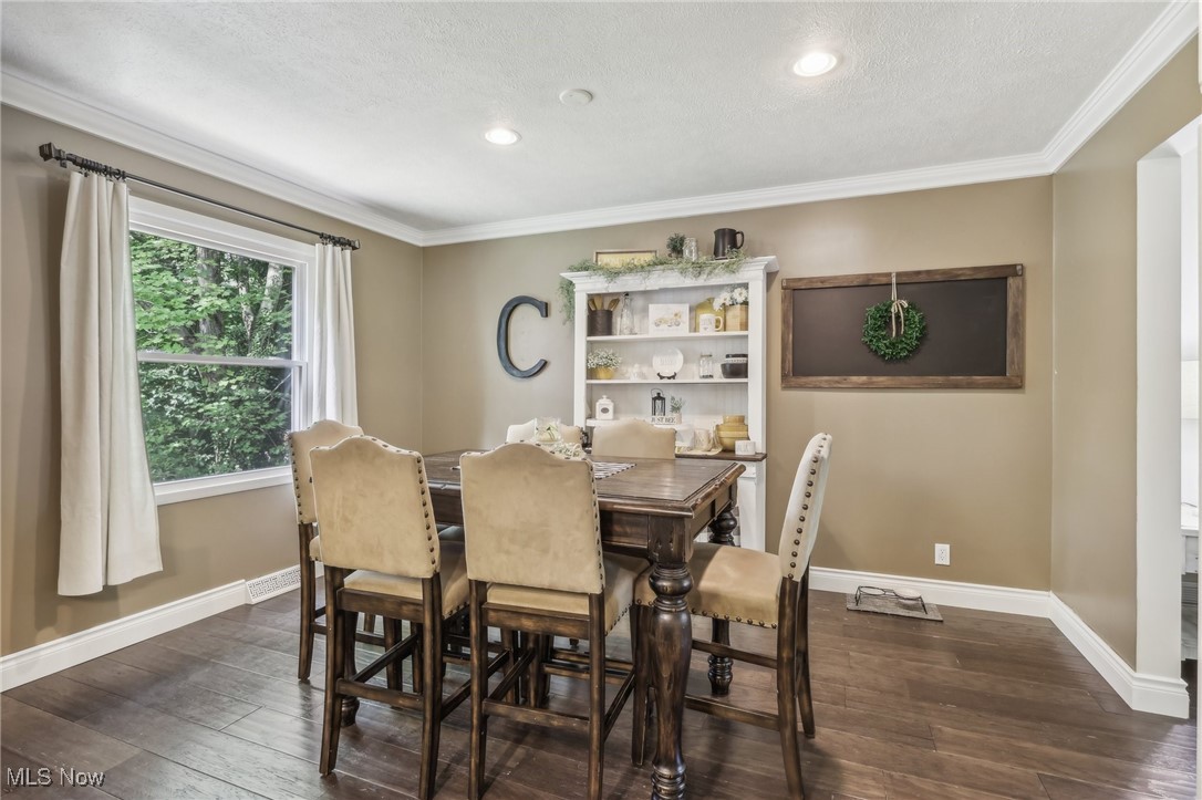 2225 Woodpark Road Fairlawn, OH 44333 - Photo 10 of 29