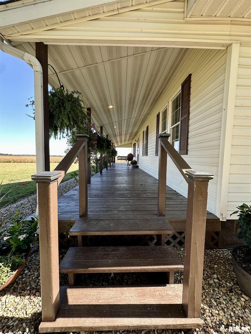878 County Road 600N Sims, IL 62886 - Photo 11 of 82 a view of entryway