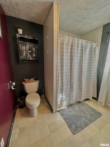 $335,000 | 878 County Road 600N, Sims, IL 62886