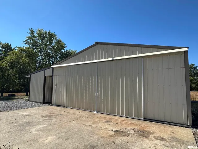 $335,000 | 878 County Road 600N, Sims, IL 62886