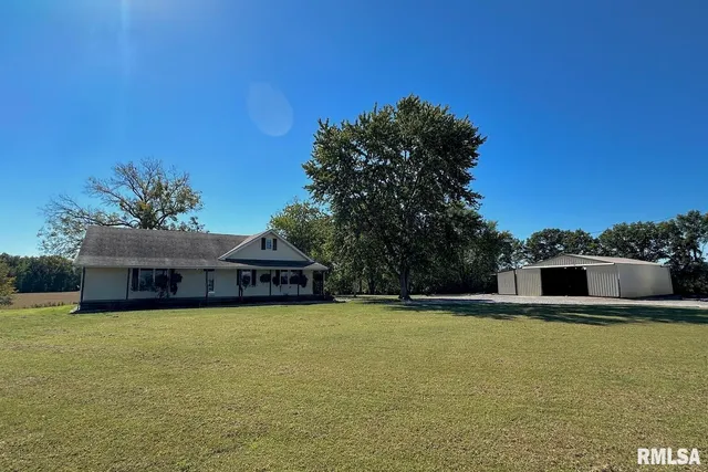 $335,000 | 878 County Road 600N, Sims, IL 62886