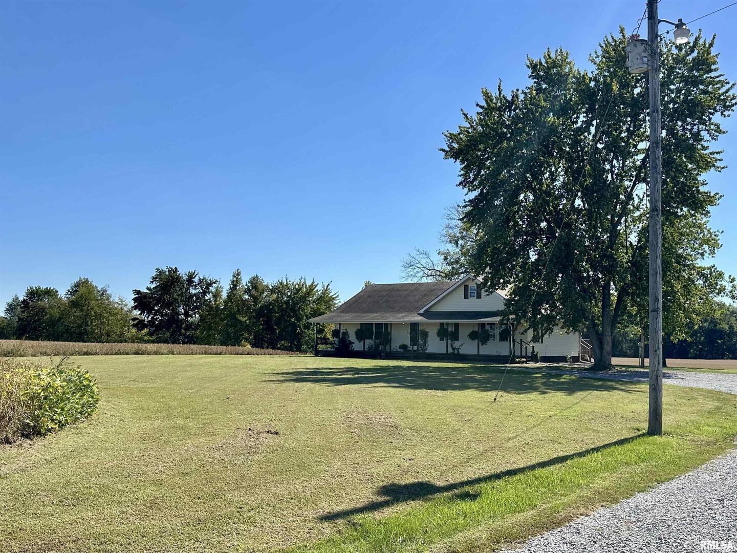 878 County Road 600N Sims, IL 62886 - Photo 82 of 82 a house with swimming pool in front of it