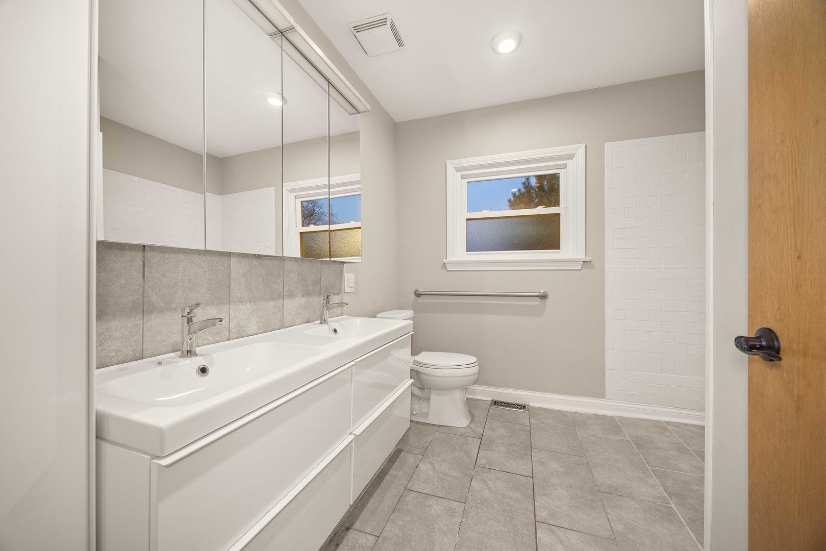 704 East 9th Street Lockport, IL 60441 - Photo 19 of 34