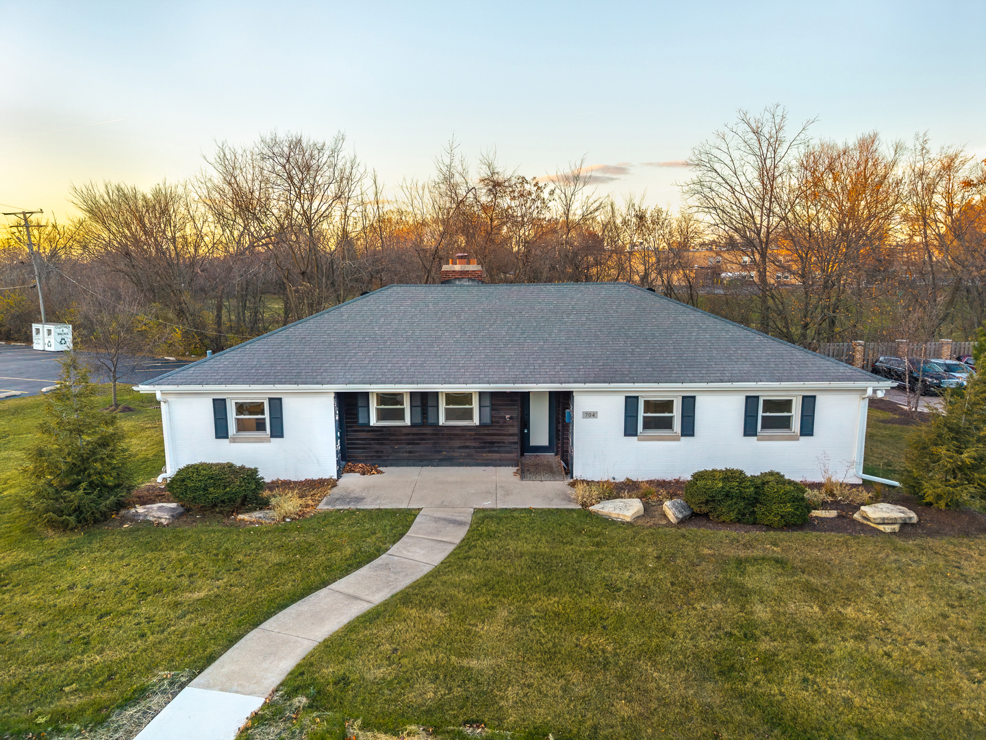 704 East 9th Street Lockport, IL 60441 - Photo 3 of 34