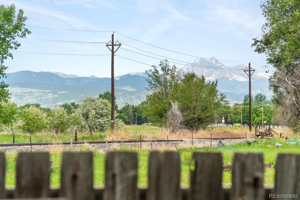 833 Wade Road Longmont, CO 80503 - Photo 34 of 40 a view of a balcony with lake view