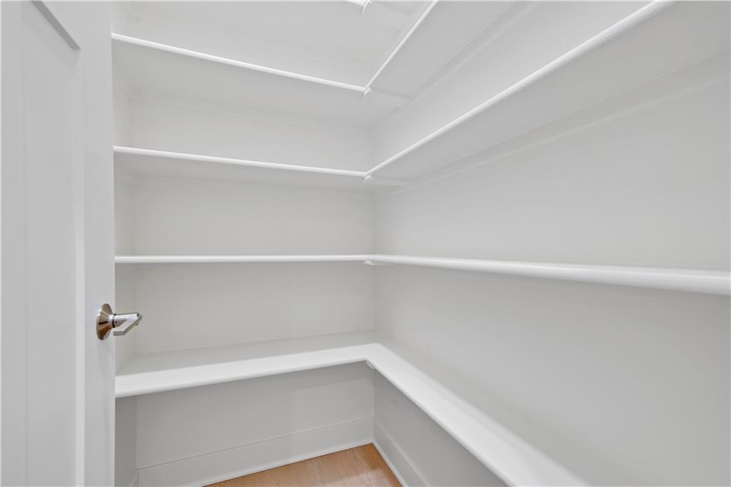 18833 Redbud Ln Spring Hill Spring Hill, KS 66083 - Photo 8 of 27