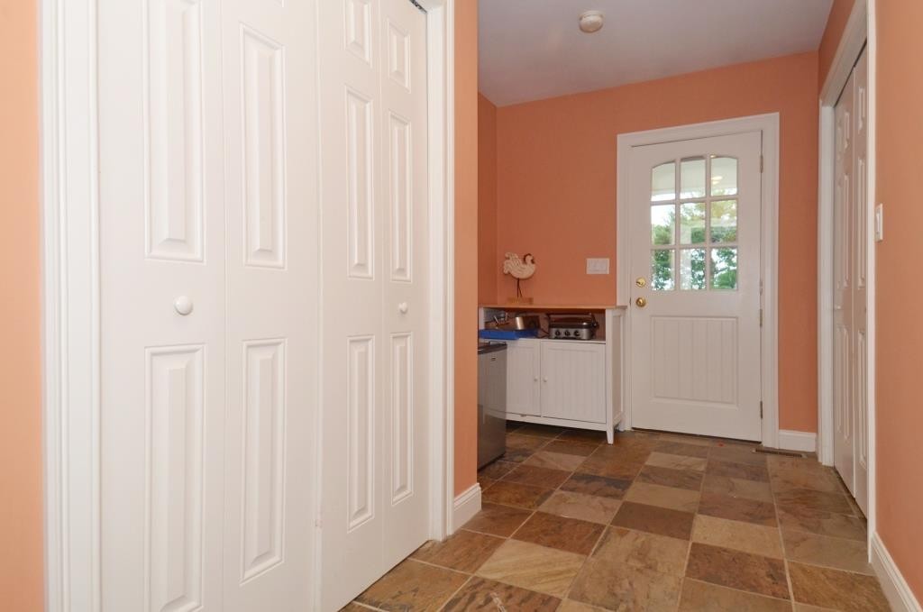 20 Jewett Road Beverly, MA 01915 - Photo 16 of 29 Gallery Image 16